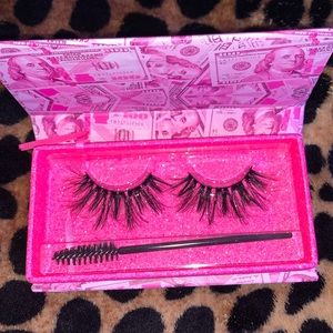Mink lashes